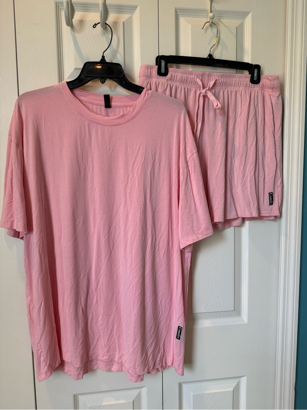 # Women's 2X Comfrt Baby Pink Lounge Tee and Shorts Set